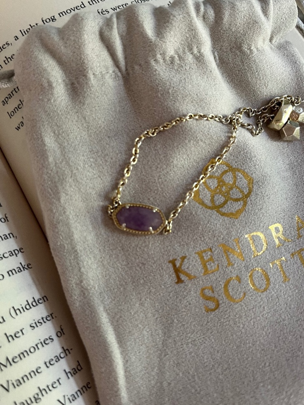 Kendra Scott amethyst bracelet